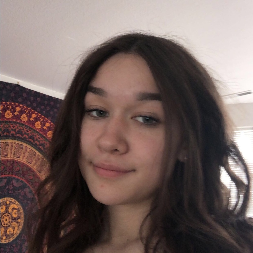 Meet your Posher, Maddie